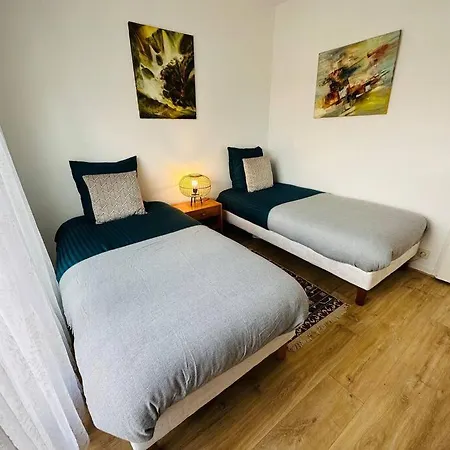 Free Parking, Proche Gare/plage/centre+ Netflix Apartment